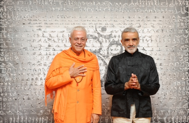 Meeting with Shrí Dharma Mittra - Dharma Mittra Áshrama, New York - 2012, September