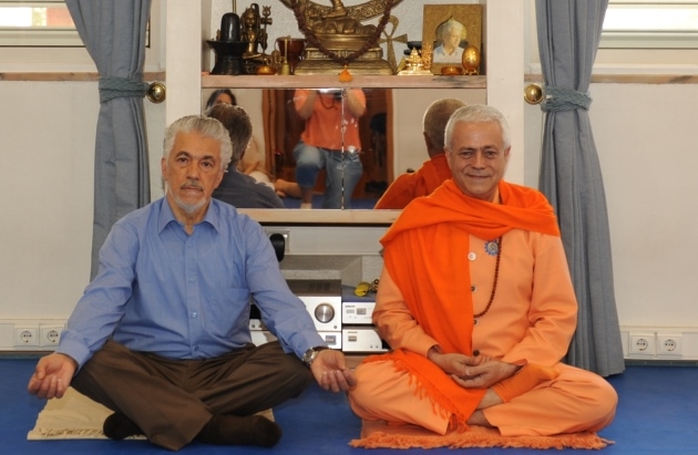 Visit of Prof. António Pedro at the Headquarters of the Portuguese Yoga Confederation, Lisboa - 2012